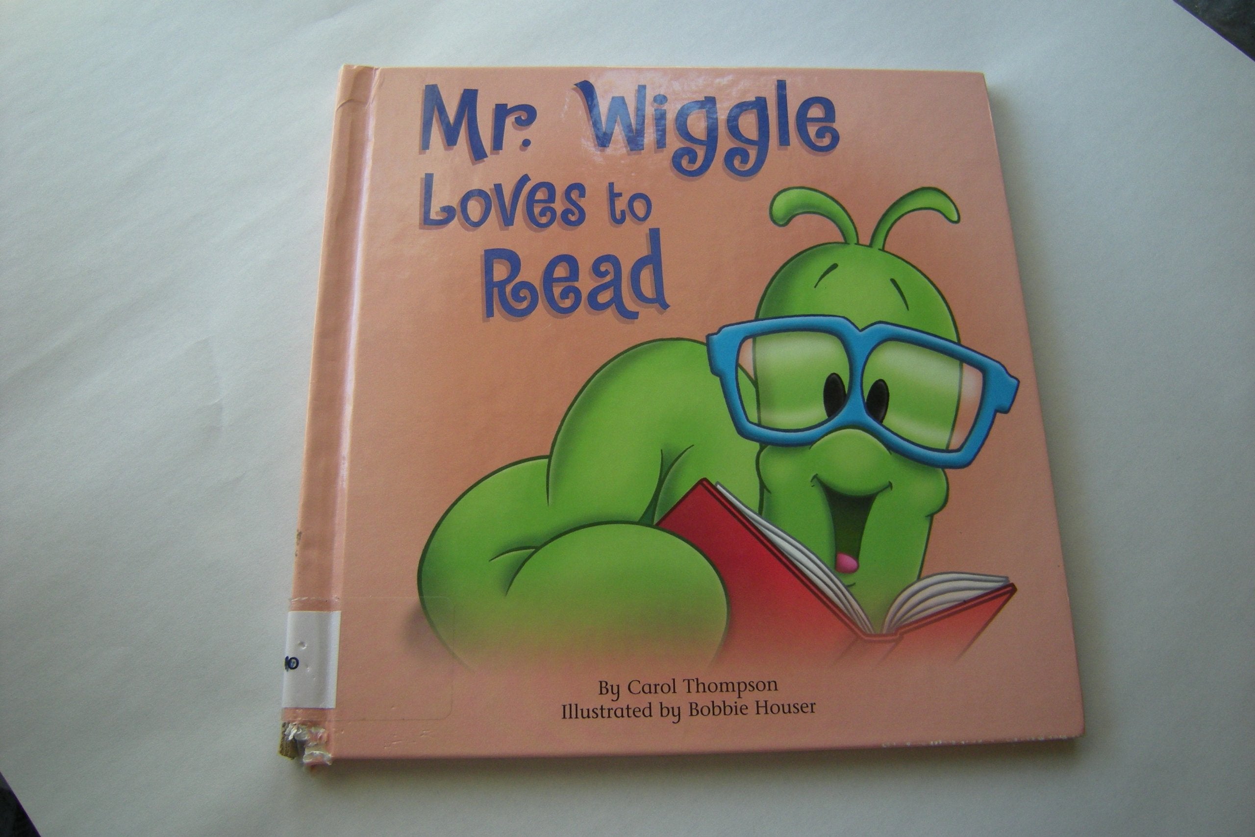 Mr. Wiggle Loves to Read