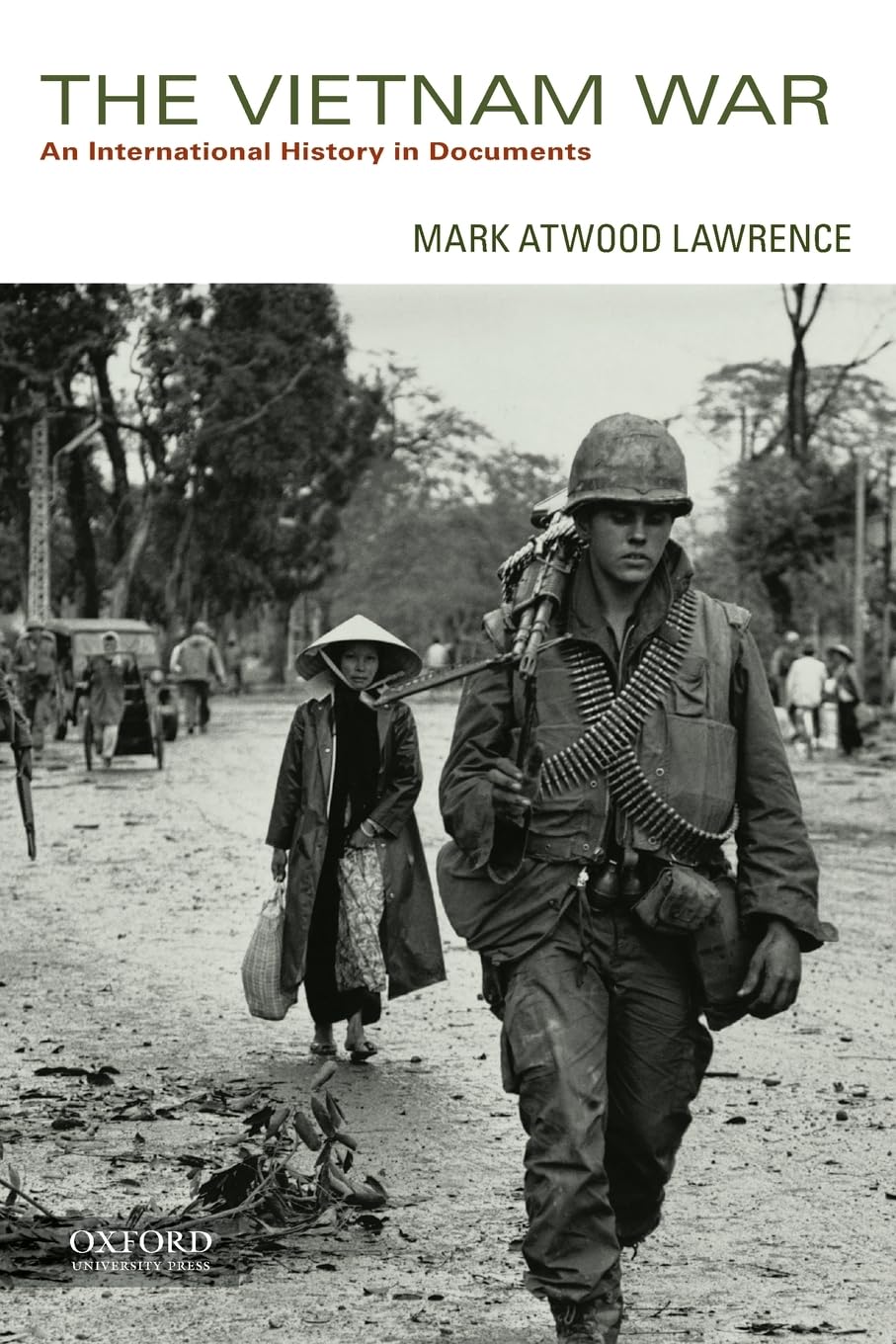 The Vietnam War: An International History in Documents - 9382