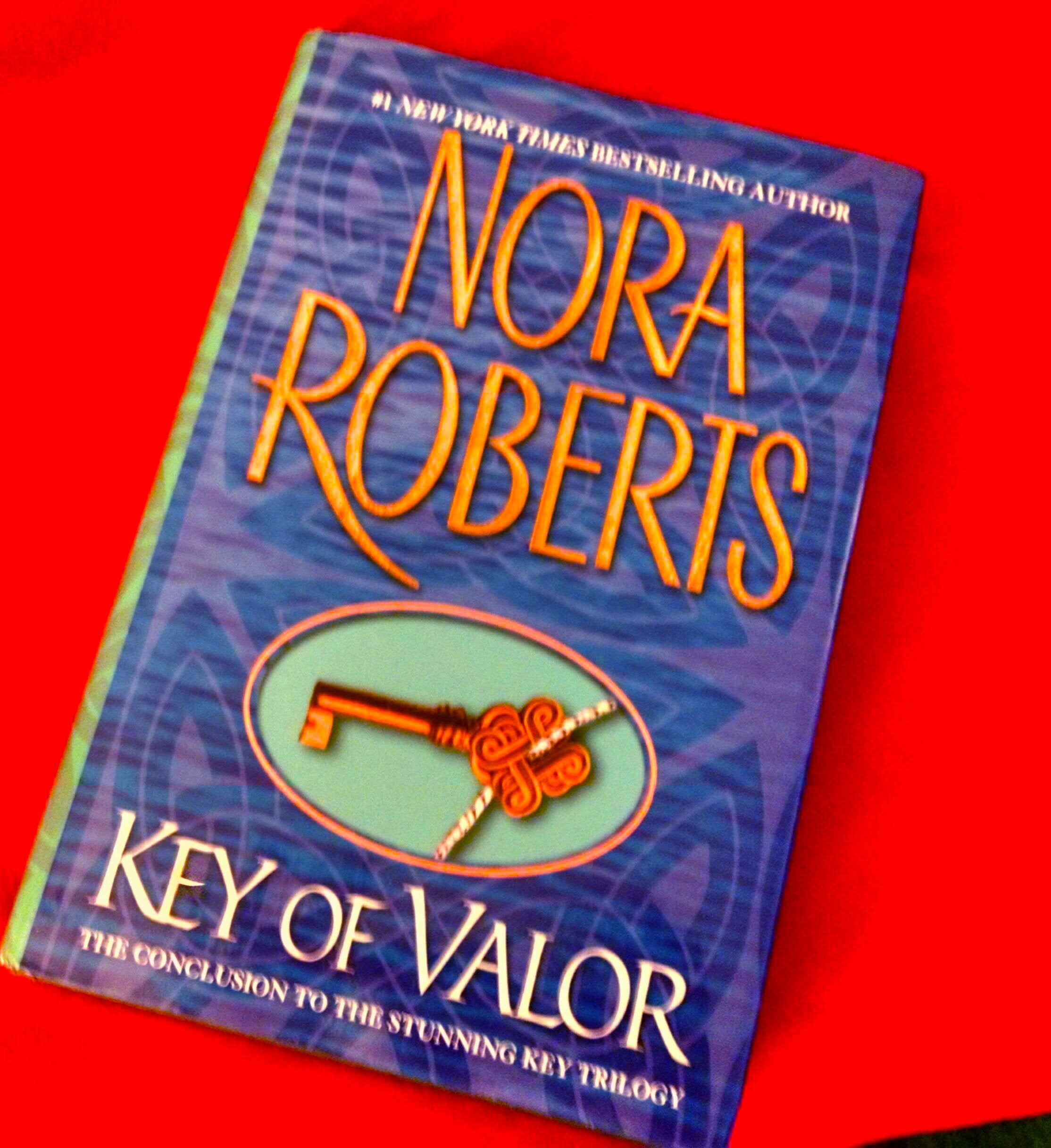 KEY OF VALOR (THE THIRD BOOK IN THE KEY TRILOGY) - 3790