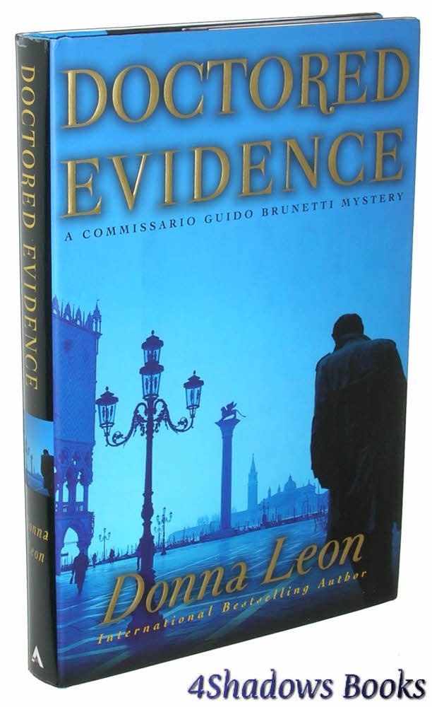 Doctored Evidence: A Commissario Guido Brunetti Mystery (The Commissario Guido Brunetti Mysteries, 13) - 8050