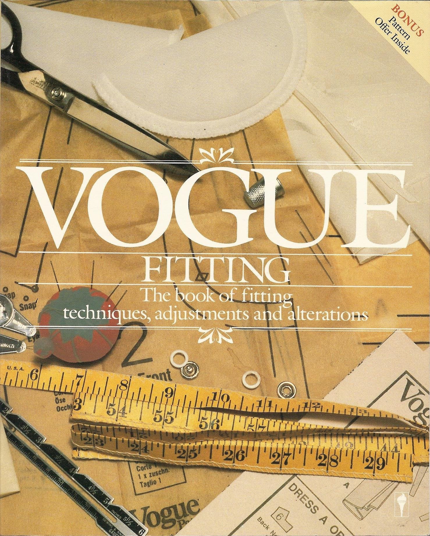 Vogue Fitting: The Book of Fitting Techniques, Adjustments, and Alterations - 1818