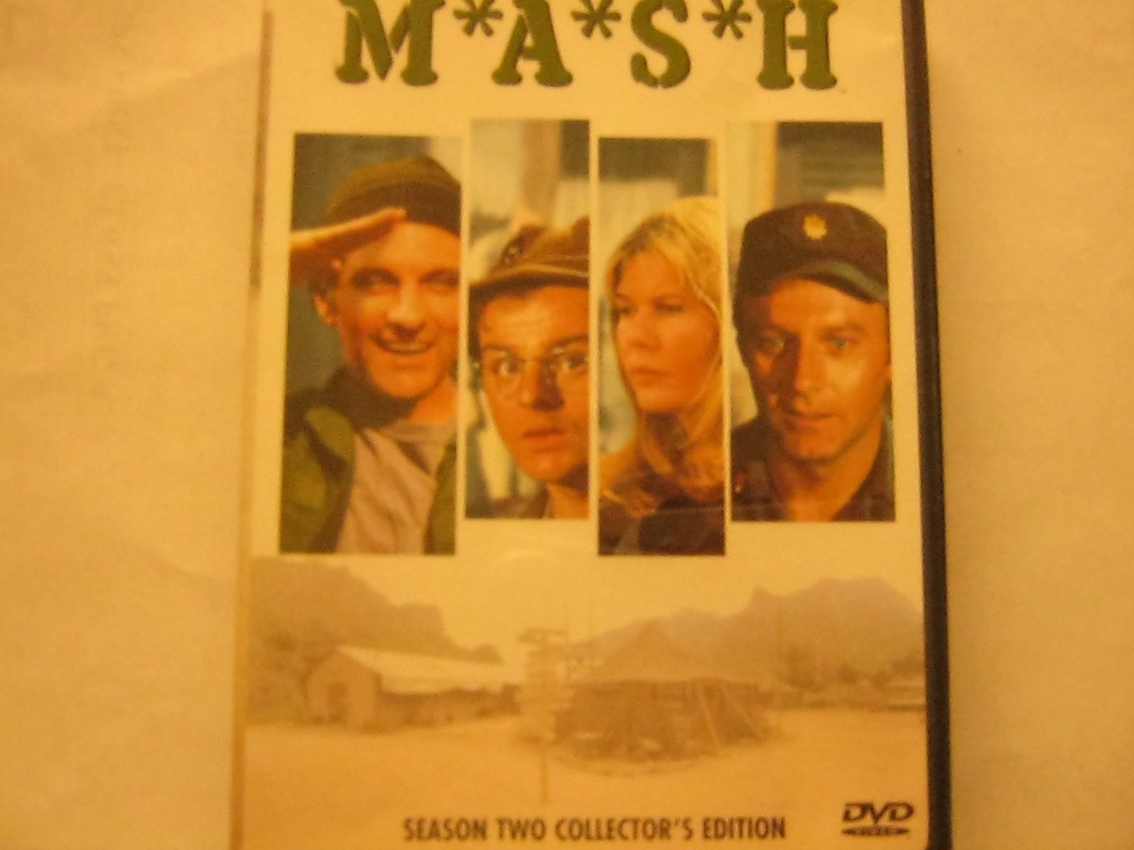 M*A*S*H SEASON TWO COLLECTOR'S E - 8441