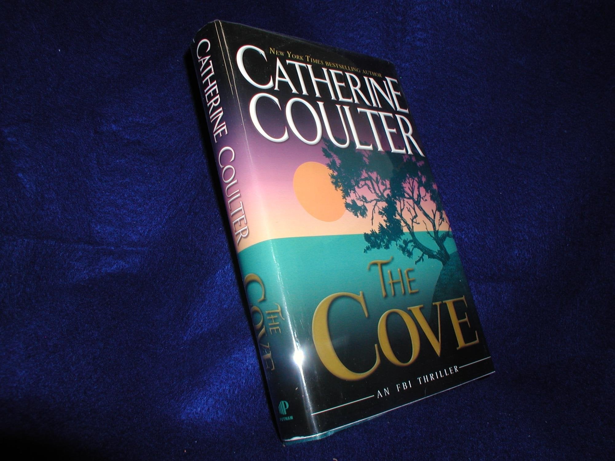 The Cove (FBI Thriller, No. 1) - 7207