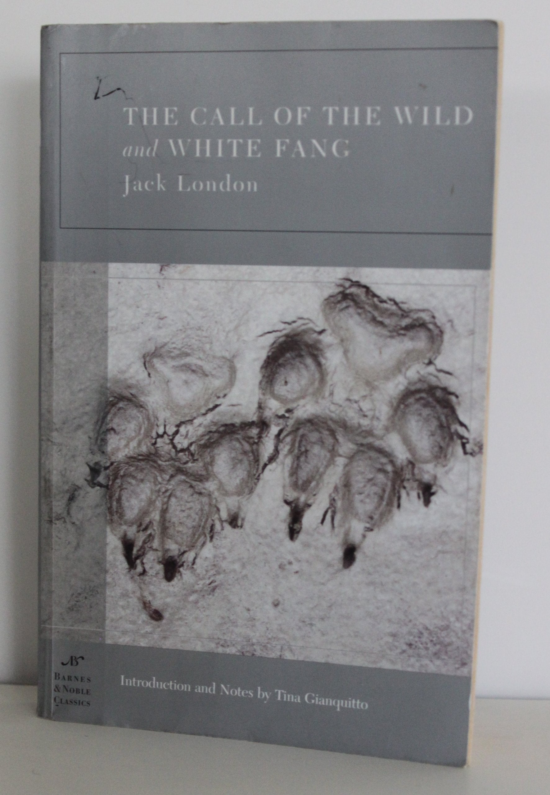 The Call of the Wild and White Fang (Barnes & Noble Classics Series) - 2369