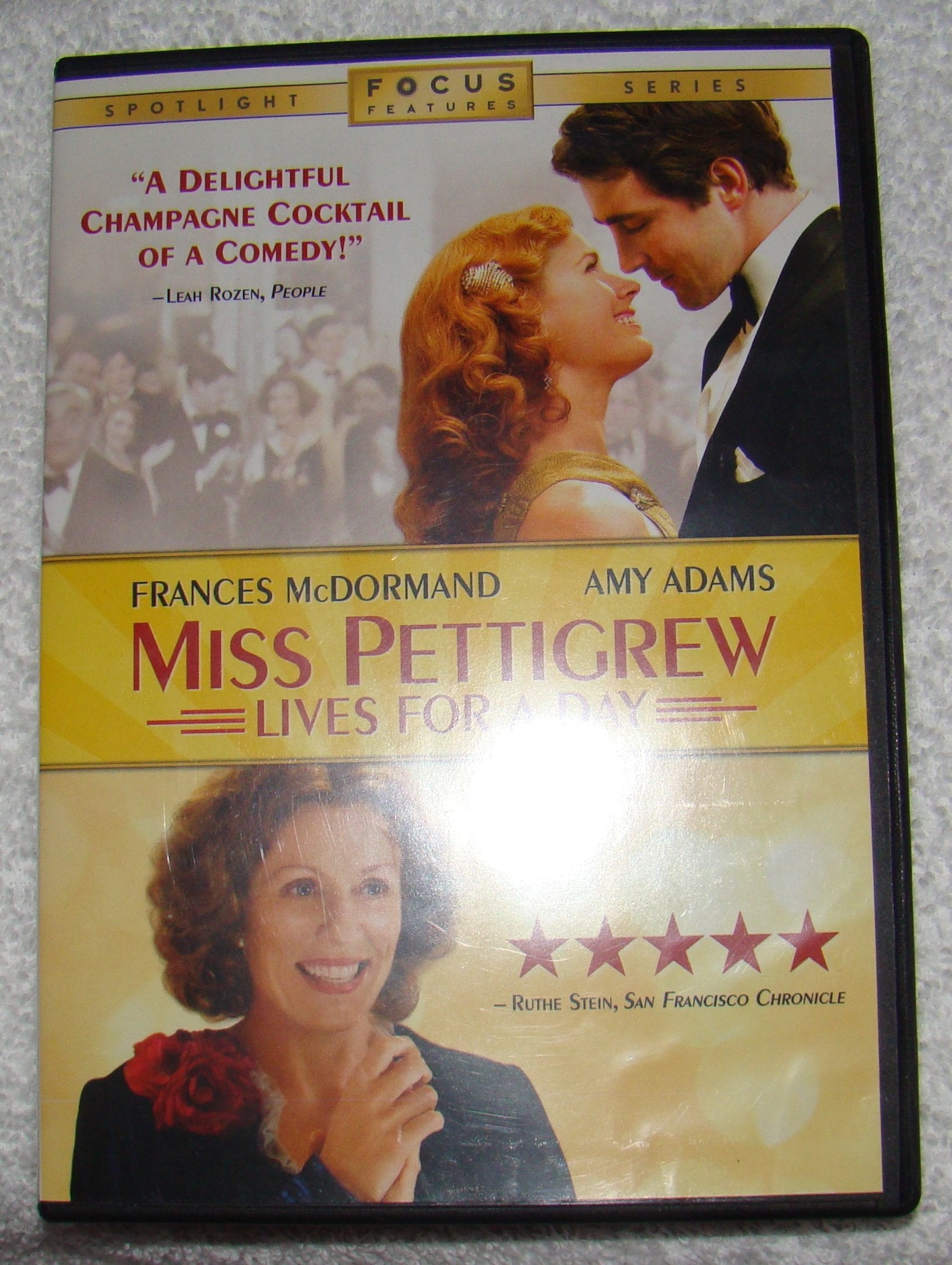 Miss Pettigrew Lives for a Day (Widescreen & Full Screen Edition) - 3006